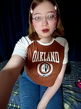 Michi sauria1 online show from 12-18-25, 07:25