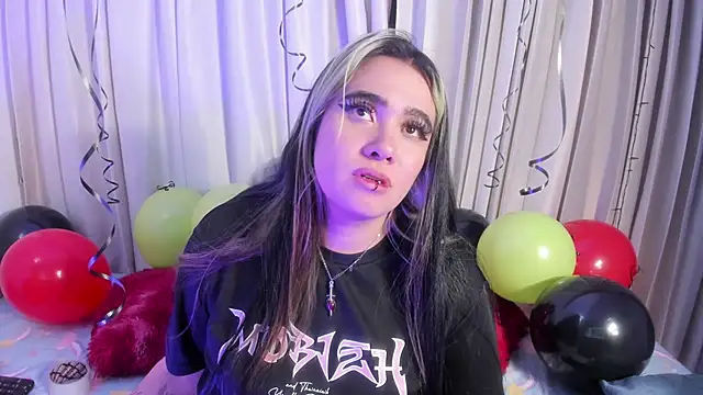 Lilith Zenith  online show from 03-06-26, 04:09