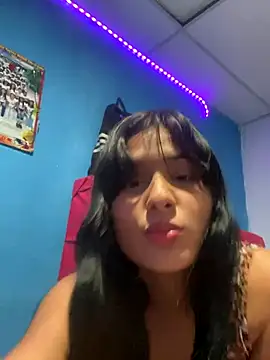 Chiquinquira3 online show from 11-18-25, 05:01
