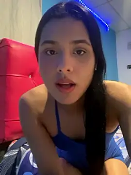 Snapshot of Chiquinquira3 chatting on 02-21-26, 02:01 Chiquinquira3 online show from 02-21-26, 02:01