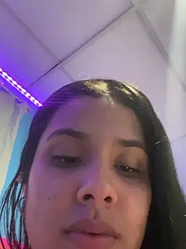 Snapshot of Chiquinquira3 chatting on 03-12-26, 05:57 Chiquinquira3 online show from 03-12-26, 05:57