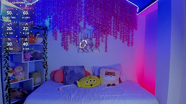 Snapshot of _hanna_sky chatting on 12-05-25, 07:10 hanna sky online show from 12-05-25, 07:10