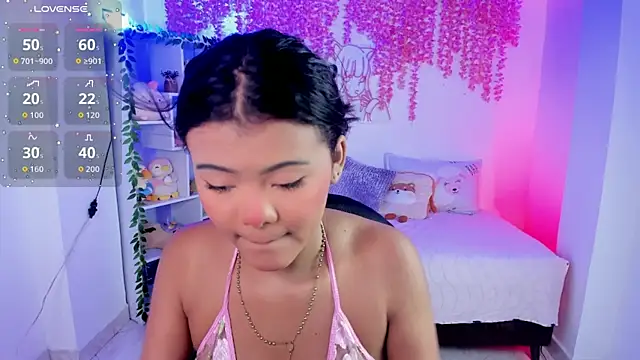 Snapshot of _hanna_sky chatting on 01-05-26, 06:22 hanna sky online show from 01-05-26, 06:22