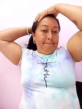 Snapshot of keilaJhonsom1 chatting on 12-17-25, 09:43 keilaJhonsom1 online show from 12-17-25, 09:43