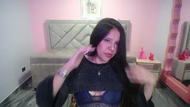 aria ch2 online show from 11-25-25, 10:21