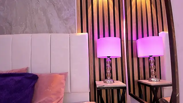 Snapshot of Carlotta_de_velour chatting on 05-01-26, 01:10 Carlotta de velour online show from 05-01-26, 01:10