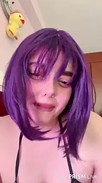 Snapshot of candicewest_ chatting on 07-15-26, 04:34 candicewest online show from 07-15-26, 04:34