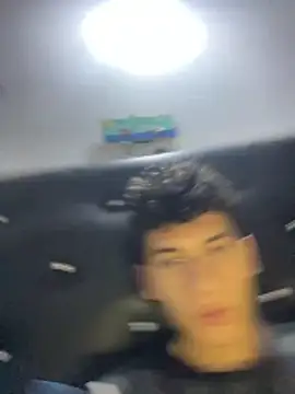 Snapshot of Sebas-Sanches7 chatting on 12-19-25, 06:31 Sebas-Sanches7 online show from 12-19-25, 06:31