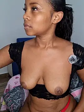 katherine-smill online show from 12-17-25, 01:39