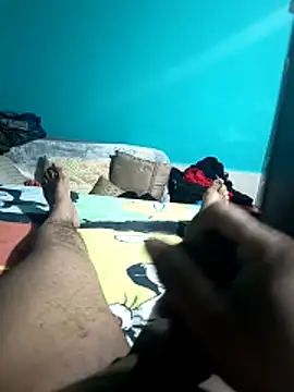 Snapshot of Loquillopajero chatting on 02-16-26, 12:23 Loquillopajero online show from 02-16-26, 12:23