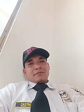 Snapshot of Loquillopajero chatting on 06-04-26, 06:47 Loquillopajero online show from 06-04-26, 06:47