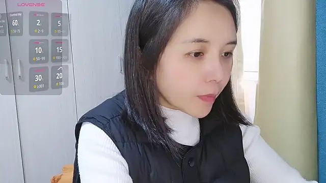 Snapshot of Wanwan61 chatting on 03-09-26, 05:11 Wanwan61 online show from 03-09-26, 05:11