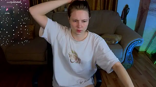 HolyBabyDoll online show from 11-16-25, 05:02