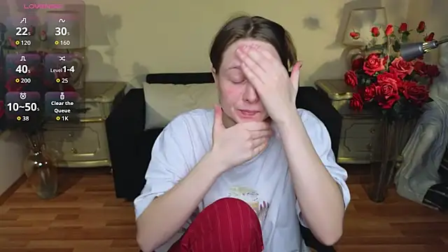 HolyBabyDoll online show from 11-22-25, 06:18