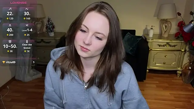 HolyBabyDoll online show from 01-10-26, 11:23