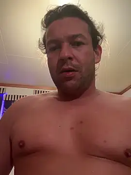 miguel910921 online show from 11-10-25, 11:04