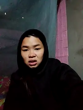 Snapshot of Mabel-122 chatting on 11-16-25, 03:34 Mabel-122 online show from 11-16-25, 03:34