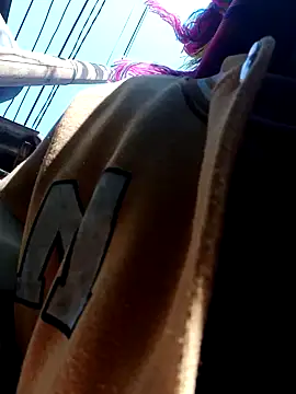 Snapshot of Mabel-122 chatting on 11-22-25, 02:10 Mabel-122 online show from 11-22-25, 02:10