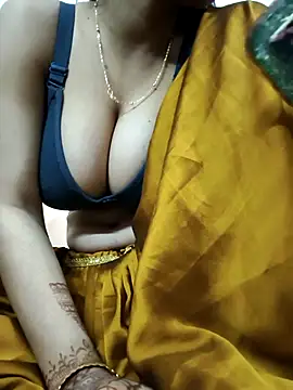 Snapshot of SexySwatii chatting on 02-04-26, 04:51 SexySwatii online show from 02-04-26, 04:51