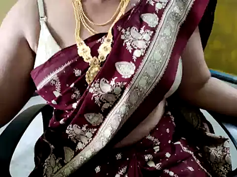 Snapshot of Tamil_VirginAss2 chatting on 11-29-25, 06:49 Tamil VirginAss2 online show from 11-29-25, 06:49