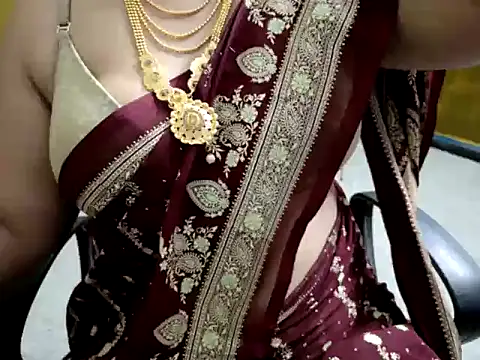 Snapshot of Tamil_VirginAss2 chatting on 11-30-25, 04:22 Tamil VirginAss2 online show from 11-30-25, 04:22