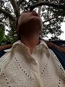 Snapshot of Missa-kute20 chatting on 11-07-25, 01:38 Missa-kute20 online show from 11-07-25, 01:38