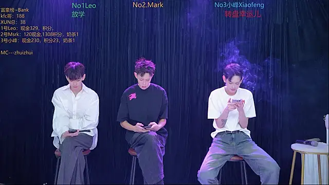 Snapshot of AAA-winner chatting on 11-21-25, 01:04 AAA-winner online show from 11-21-25, 01:04