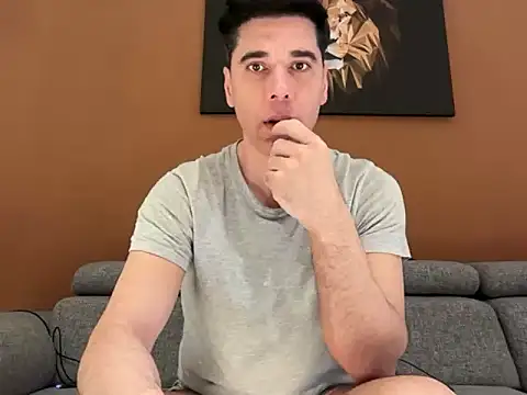 Snapshot of marcoo_x chatting on 03-19-26, 07:23 marcoo x online show from 03-19-26, 07:23