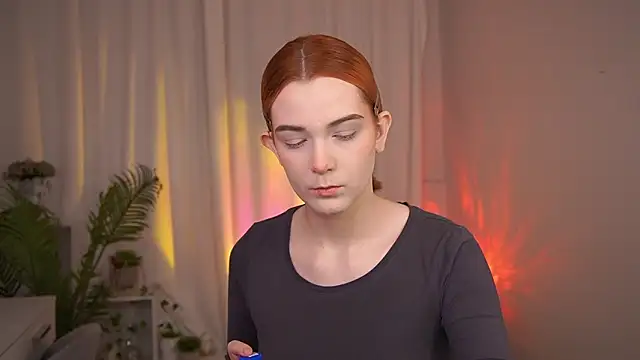 Snapshot of AvaRyder chatting on 03-04-26, 02:23 AvaRyder online show from 03-04-26, 02:23