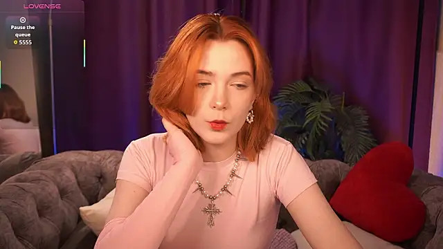 Snapshot of AvaRyder chatting on 03-09-26, 02:21 AvaRyder online show from 03-09-26, 02:21