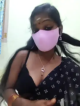 Snapshot of siritelugubutterfly chatting on 11-21-25, 04:55 siritelugubutterfly online show from 11-21-25, 04:55