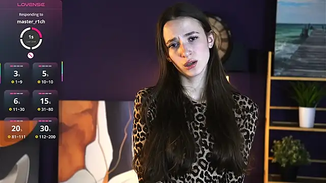 LavandaFobes online show from 11-24-25, 04:23