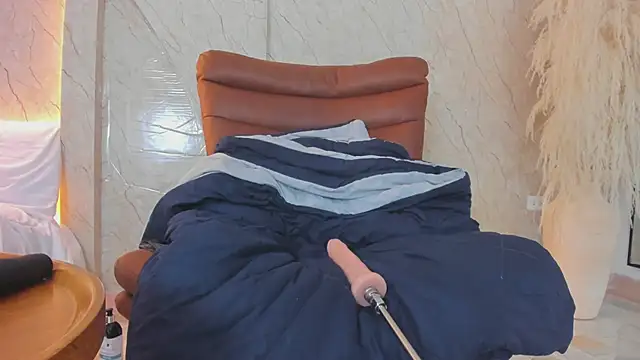 Brenda-Rosse online show from 02-12-26, 05:13