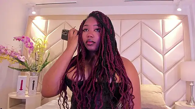 Snapshot of BrendaFernandez_ chatting on 01-19-26, 01:04 BrendaFernandez online show from 01-19-26, 01:04