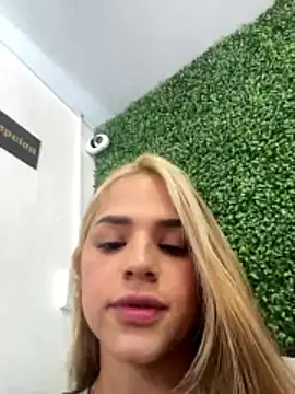 Sara  Secret online show from 01-08-26, 06:54