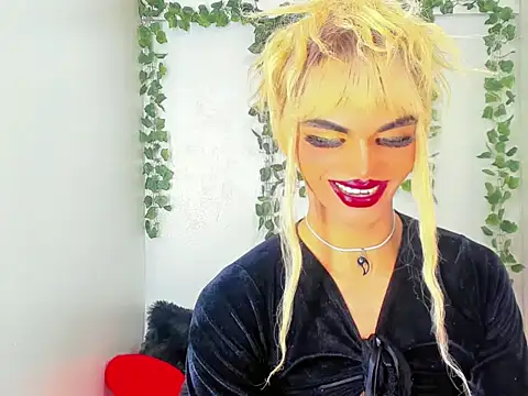 Sofia-hot  online show from 11-09-25, 01:37