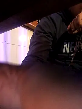 Snapshot of themorenofit08 chatting on 12-05-25, 12:41 themorenofit08 online show from 12-05-25, 12:41