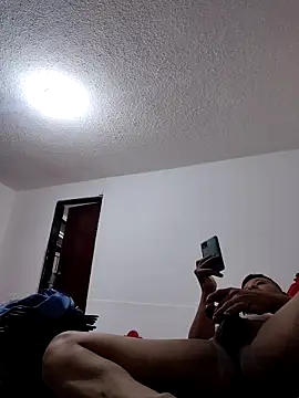 themorenofit08 online show from 04-25-26, 01:41