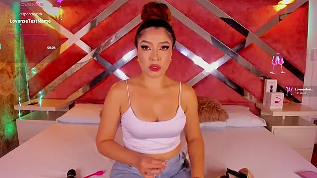 Lily Queen30 online show from 12-05-25, 07:54