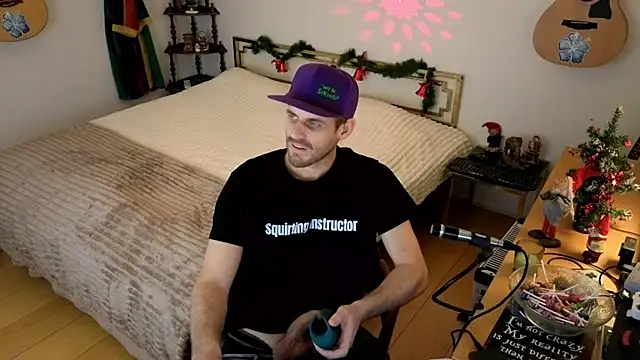 Snapshot of skatejocke chatting on 12-17-25, 05:19 skatejocke online show from 12-17-25, 05:19