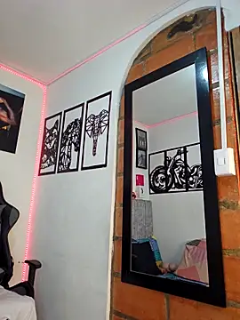 MIKE KILIANjs online show from 12-18-25, 02:23