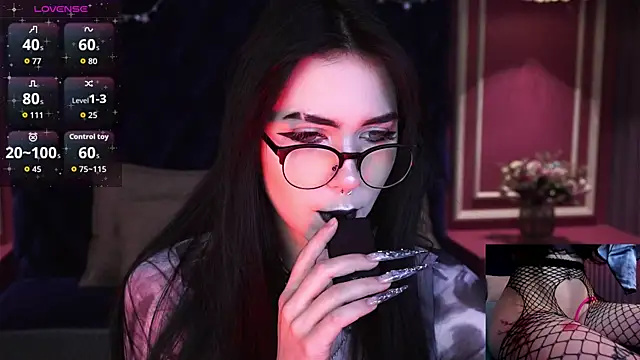 Snapshot of FetishForCassie chatting on 01-09-26, 11:06 FetishForCassie online show from 01-09-26, 11:06