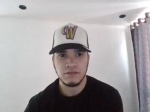 Snapshot of BrandoCraw chatting on 02-23-26, 08:17 BrandoCraw online show from 02-23-26, 08:17