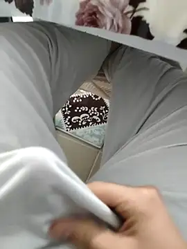 Snapshot of Ahmettutuk183 chatting on 11-07-25, 09:15 Ahmettutuk183 online show from 11-07-25, 09:15