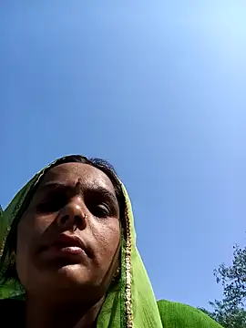 Snapshot of CUTE_V_SEXY chatting on 11-11-25, 05:51 CUTE V SEXY online show from 11-11-25, 05:51