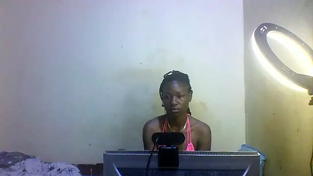 Snapshot of Sweetvishy chatting on 01-10-26, 04:47 Sweetvishy online show from 01-10-26, 04:47