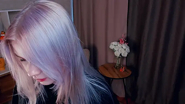 DonnetteShaban online show from 11-07-25, 08:58