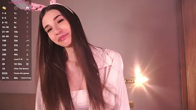 ShennaKoerper online show from 12-14-25, 07:58