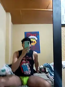 Snapshot of prototipoA45 chatting on 12-01-25, 04:17 prototipoA45 online show from 12-01-25, 04:17