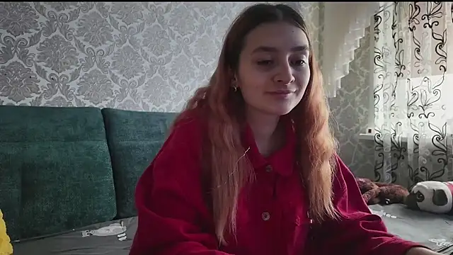 SweetLiaison online show from 12-17-25, 06:41